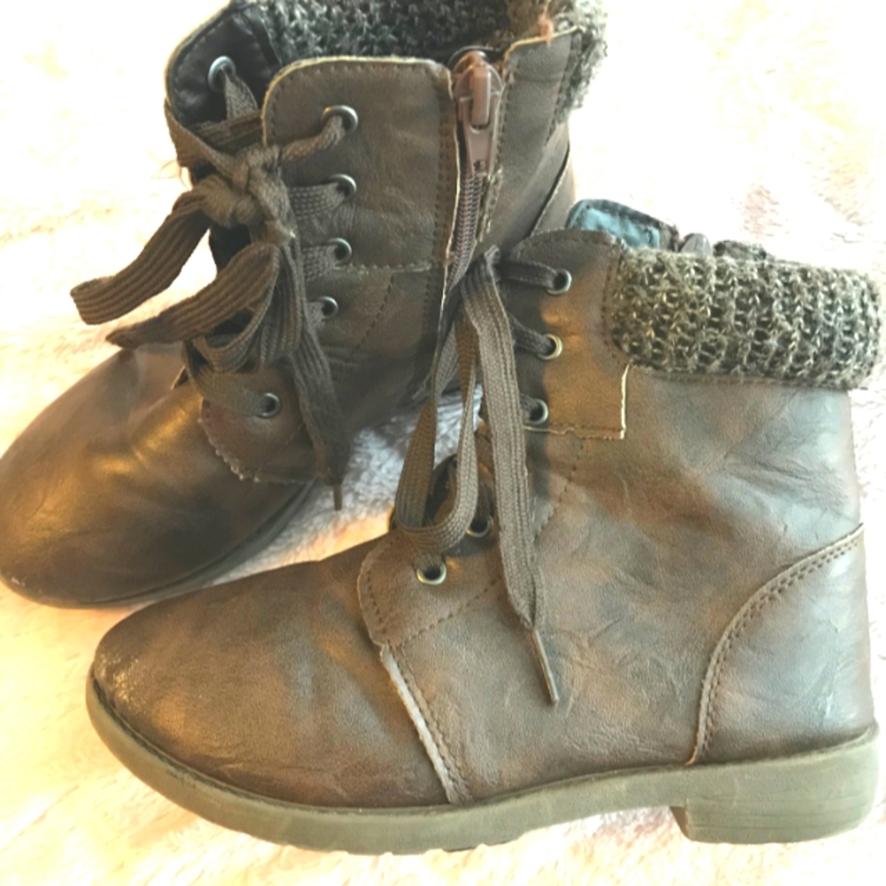 Cute brown sweater booties